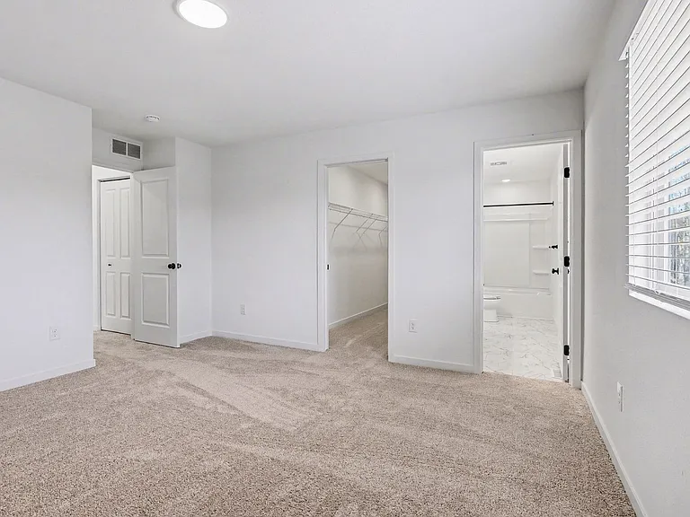1639 Reagan Dr — Photo 17