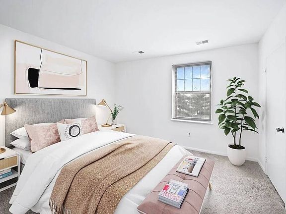 4th image of 180 Watkins Station Cir #6475458