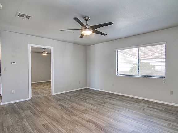 4th image of 36 E Vaughn Ave APT 205