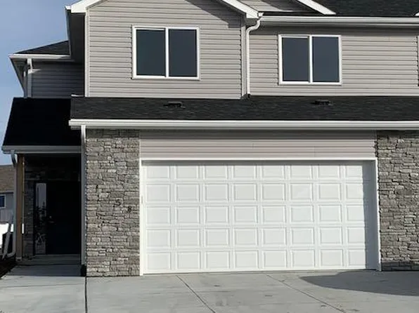 1753 NW 51st St, Lincoln, NE 68528