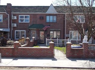 6152 78th St, Flushing, NY 11379