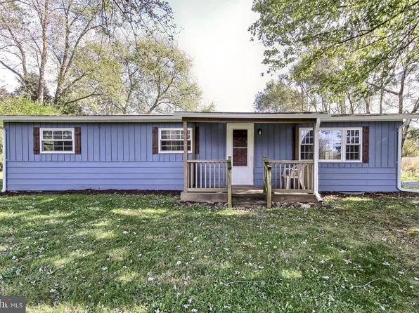 15 Mill Dr, Dillsburg, PA 17019