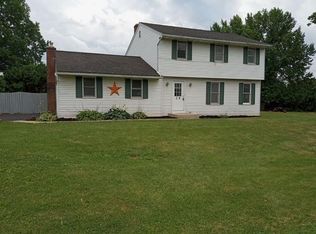 210 Oak Dr, Elizabethtown, PA 17022