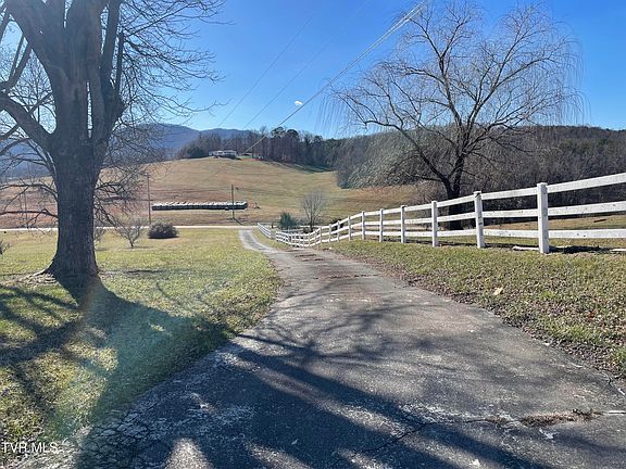 4th image of 8893 Asheville Hwy