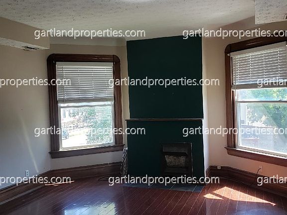 3rd image of 203 Ross Ave APT 5