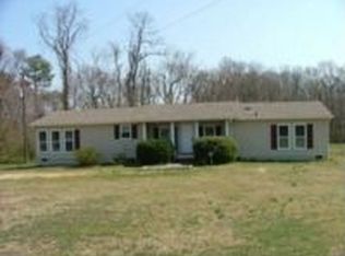 5162 Leedstown Rd, Colonial Beach, VA 22443