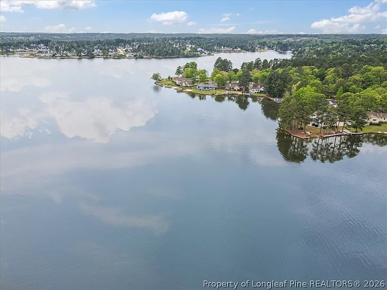 275 Maplewood Dr — Photo 29