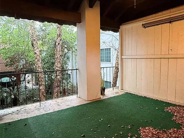2744 Briarhurst Dr #2 — Photo 9