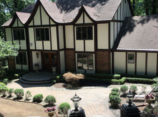 23 Stoney Brook Rd, Holmdel, NJ 07733