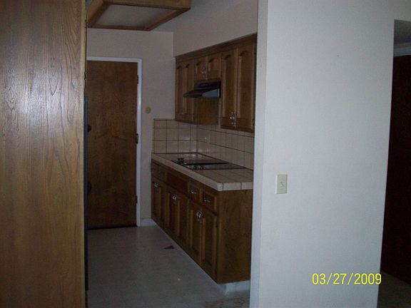 2nd image of 869 Greenfield Ave