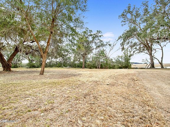 3rd image of 0 Coopers Point Dr NE Lot 39