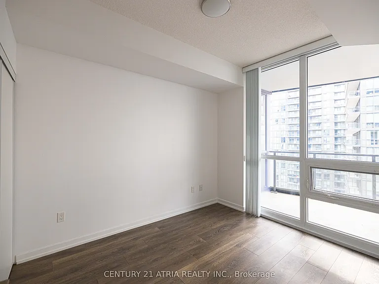50 Forest Manor Rd #2011 — Photo 13