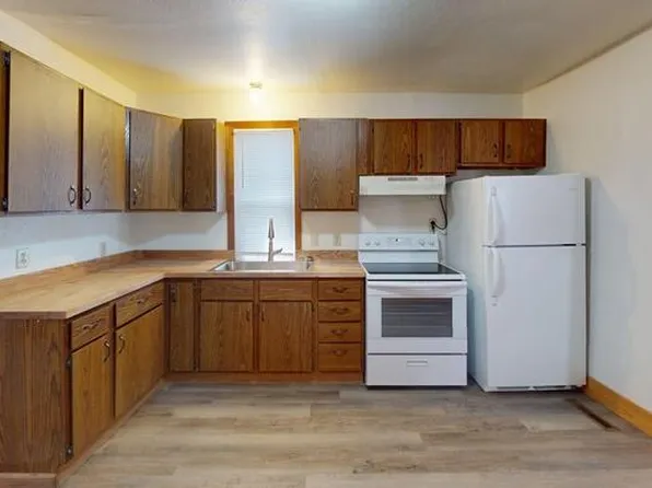 730 N 20th St, Bismarck, ND 58501