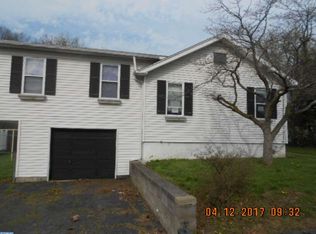2112 Briarcliff Ave, Upper Chichester, PA 19061