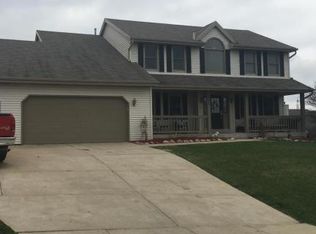 4621 W Tumblecreek Dr, Franklin, WI 53132