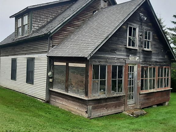 2nd image of 605 Hill Road