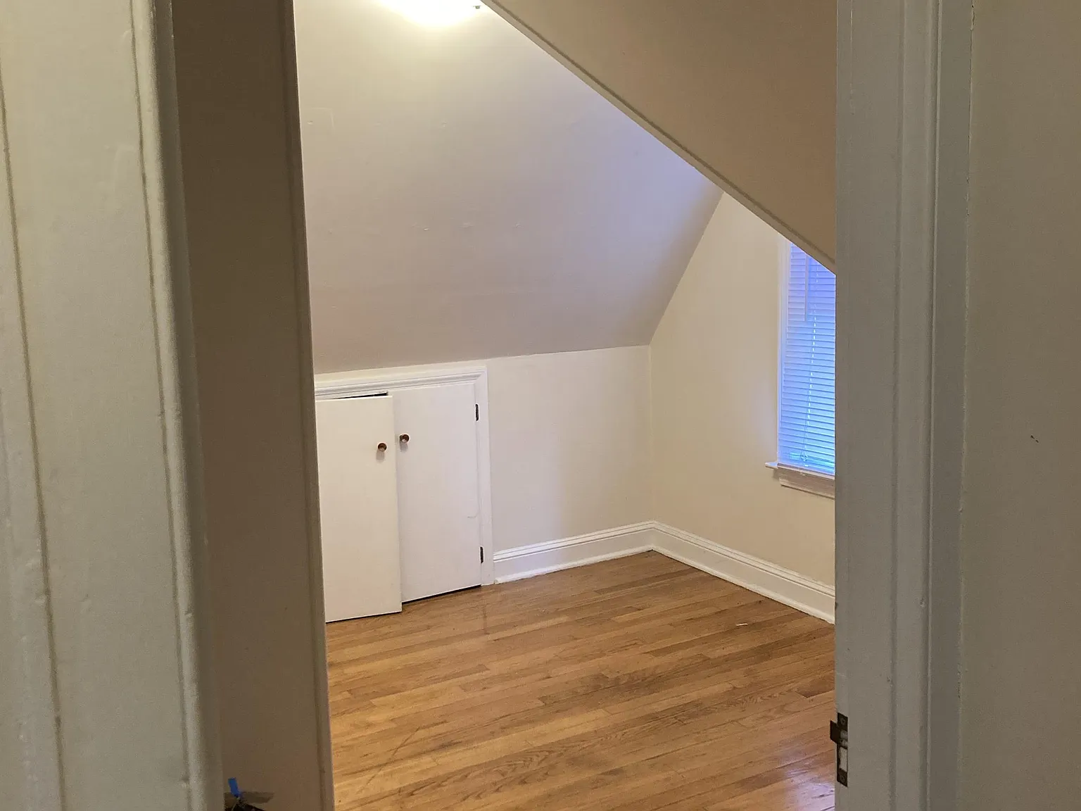89 Willow St - 3 — Photo 4