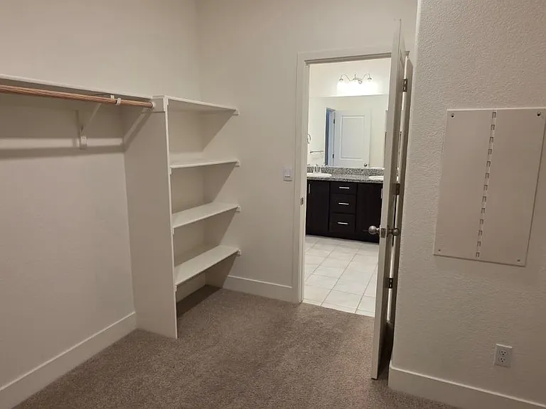 816 Loon St — Photo 21