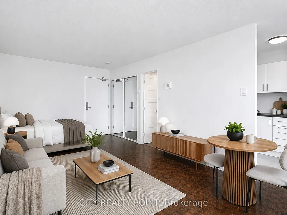 33 Isabella St #2513