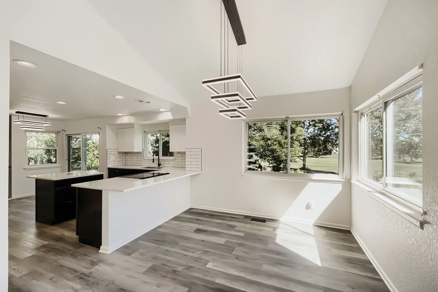 2509 Ravenwood Ln — Photo 4