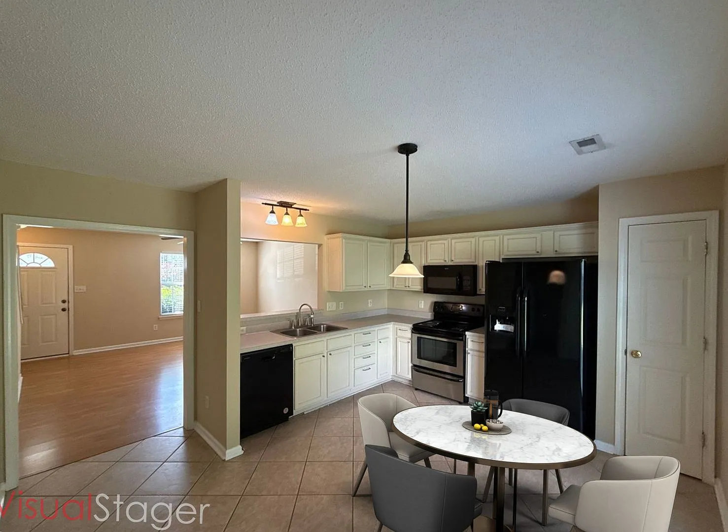 T.R. Lawing Realty Property — Photo 3
