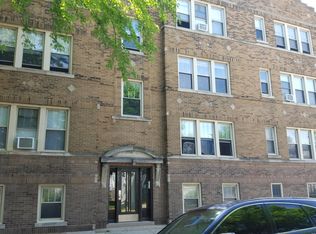 901 Highland Ave APT 3, Oak Park, IL 60304