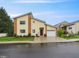 404 W Coover St, Mechanicsburg, PA 17055