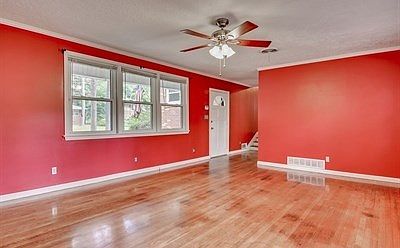 5th image of 1007 Hammond Dr