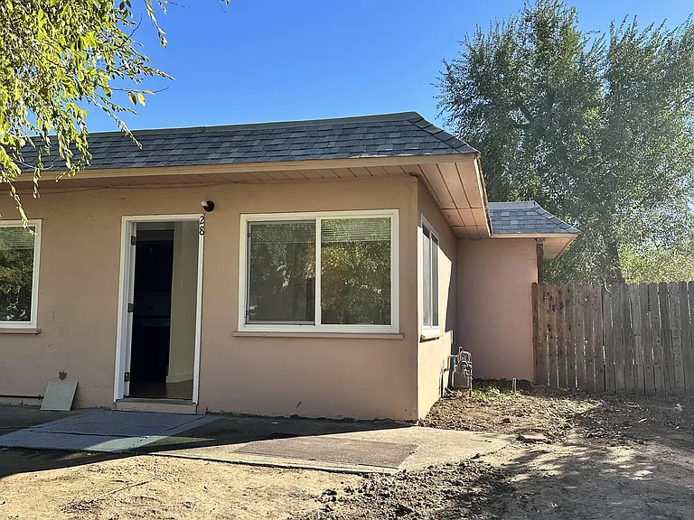 28 Mermaid Ct — Photo 1