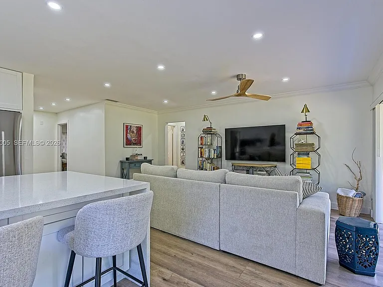 10900 SW 124th Rd — Photo 12