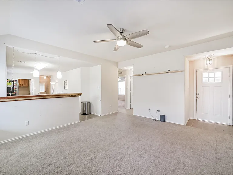 1609 Peach Dale Ct — Photo 7