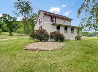 411 Ross Dr, Waynesburg, OH 44688