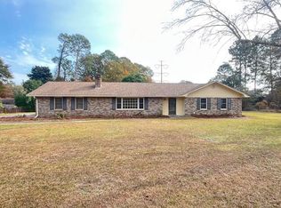 879 Twin Lakes Dr, Sumter, SC 29154