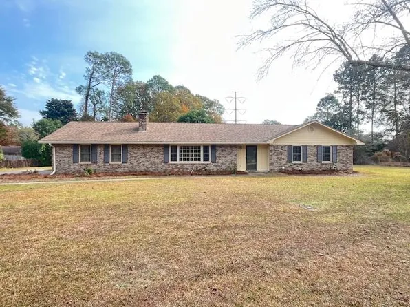 879 Twin Lakes Dr, Sumter, SC 29154