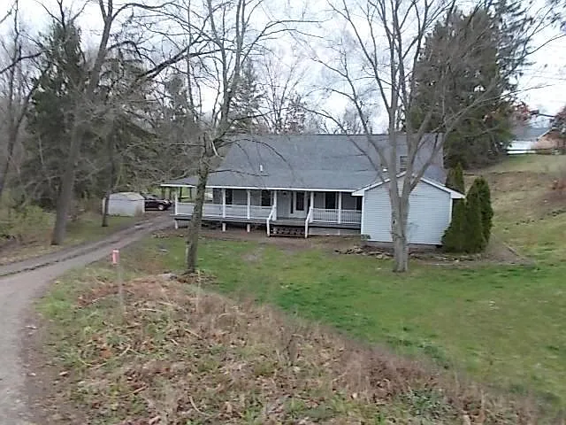 1624 Home Rd photo 1