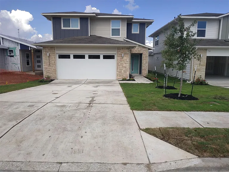 10705 Meris Ln — Photo 1
