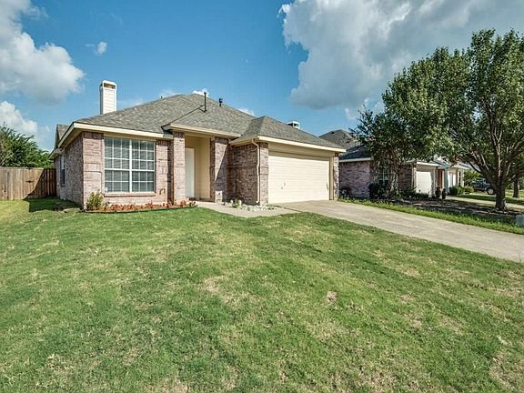 2nd image of 2206 Wisteria Way