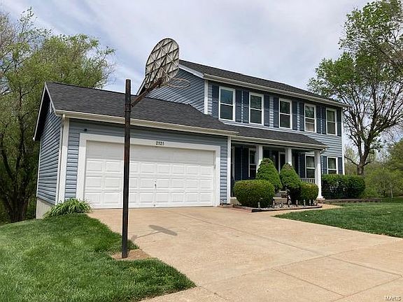 3rd image of 2121 Catanzaro Ct