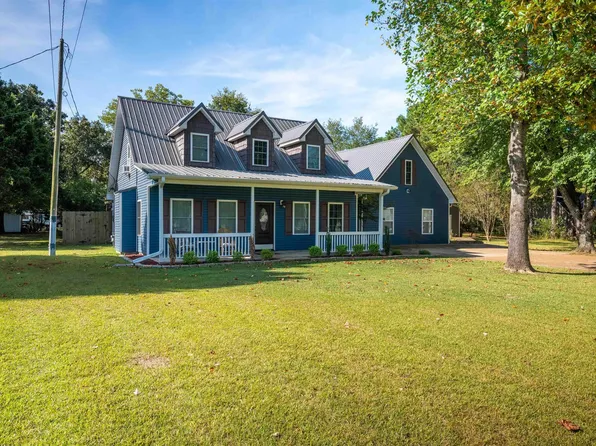 60 Boulder Dr, Batesville, AR 72501