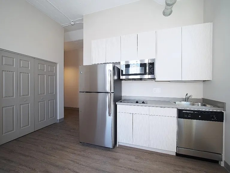 21st Street Lofts by 3L Living — Photo 23
