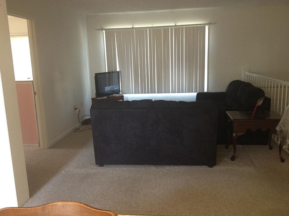 2nd image of 205 Sunrise Ave #B