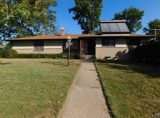 5012 SW 25th St, Topeka, KS 66614
