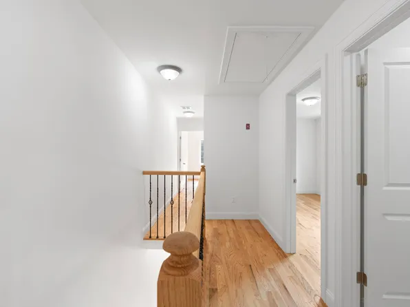 1372 Forest Hill Road image 11 of 26