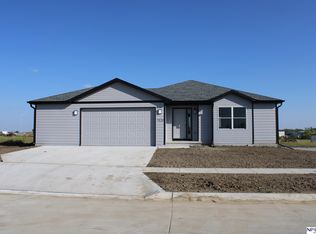 7820 N 51st St, Lincoln, NE 68514