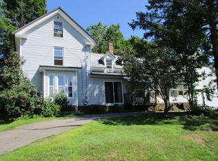 25 School St, Sangerville, ME 04479