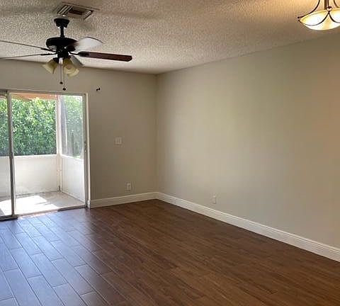 3rd image of 9826 Kamena Cir