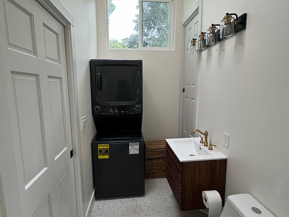 2nd image of 250 Mar Vista Dr