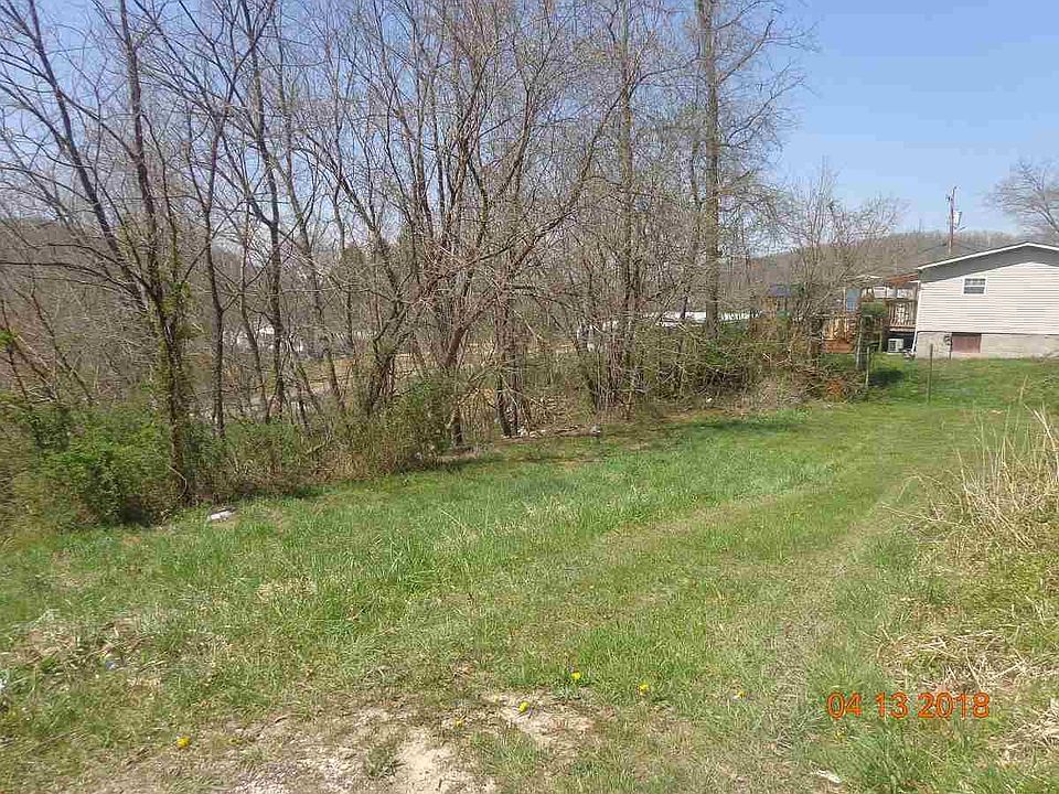 2nd image of 306 Westchester Dr