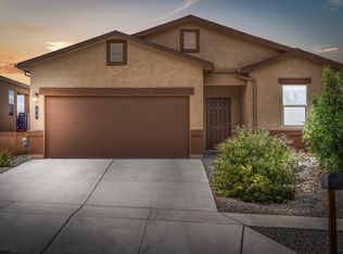 55 Hermanos Loop, Los Lunas, NM 87031