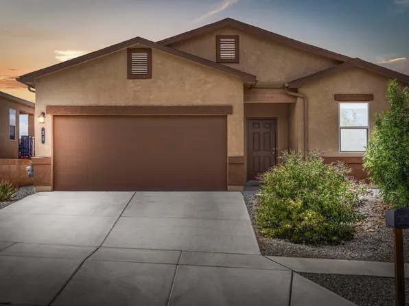 55 Hermanos Loop, Los Lunas, NM 87031